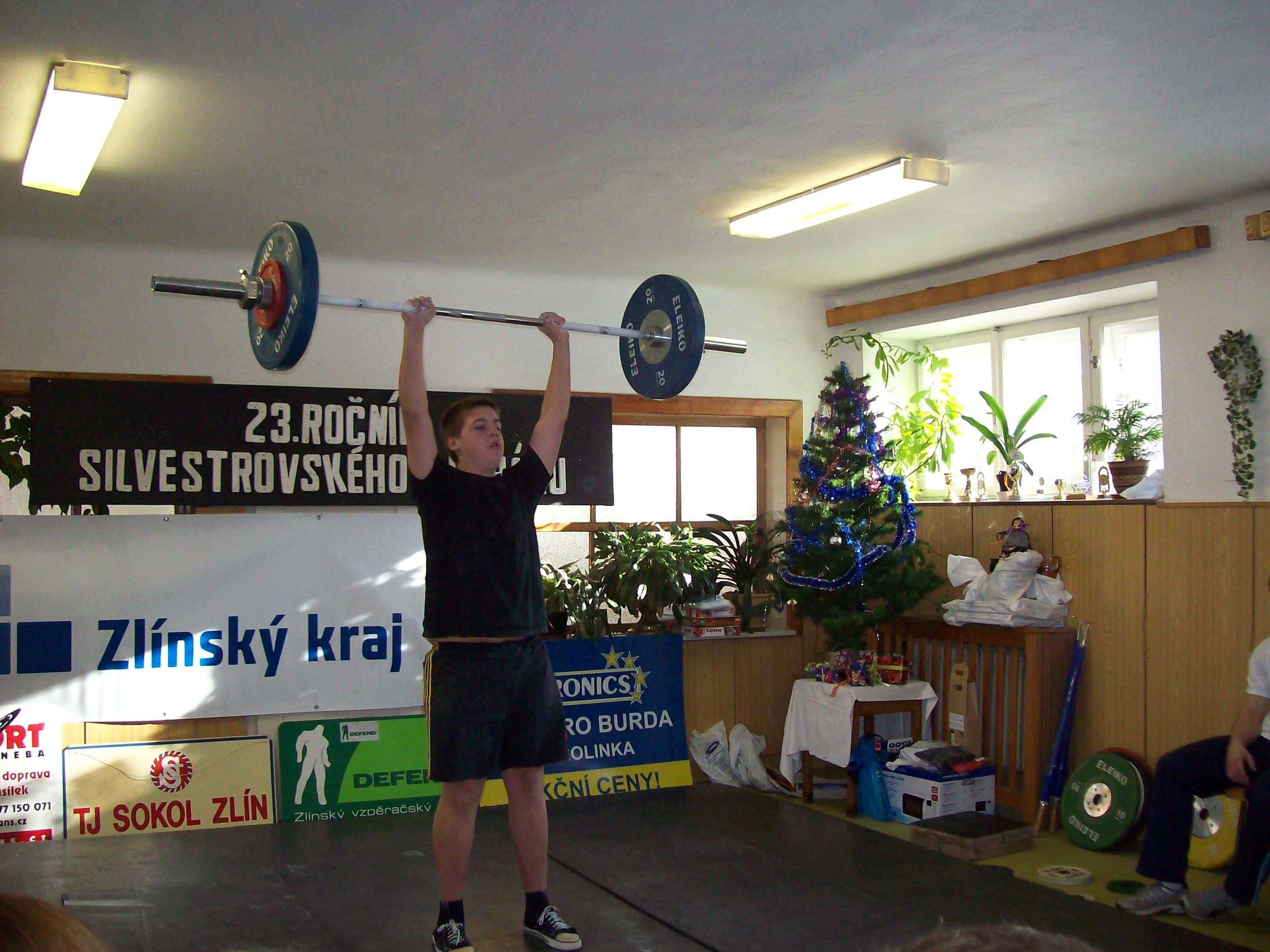 100_1023.jpg